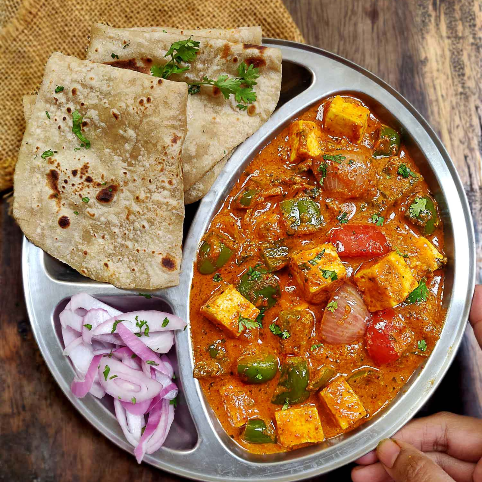Kadhai Paneer with butter roti